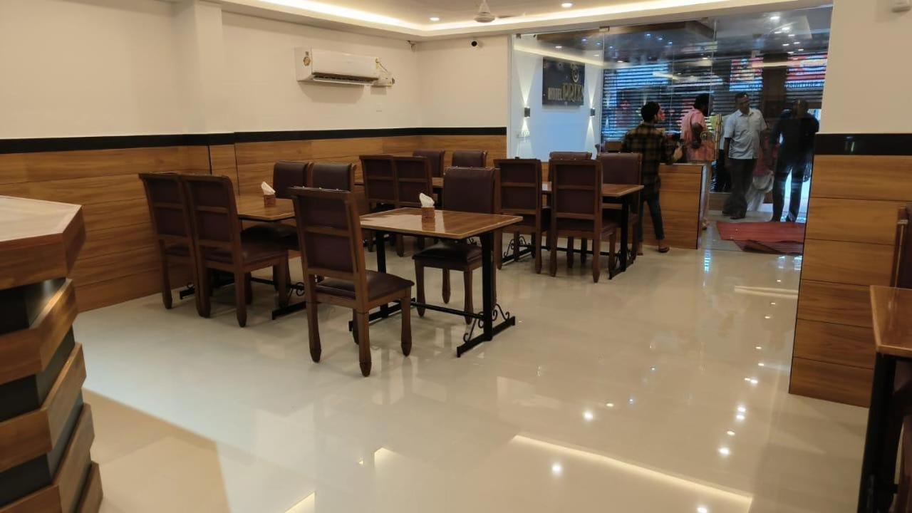 Hotel Priya Chengannur Dış mekan fotoğraf